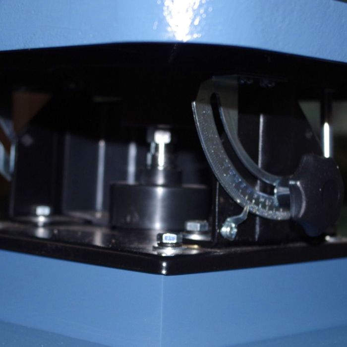 tilting table tunnion