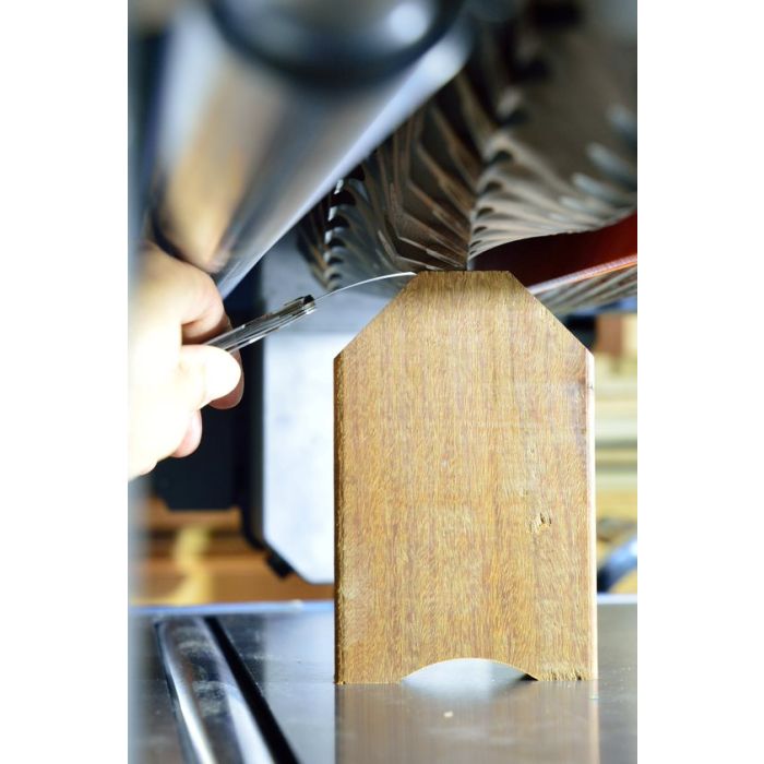 setup example of adjusting feed roll height to cutterhead height
