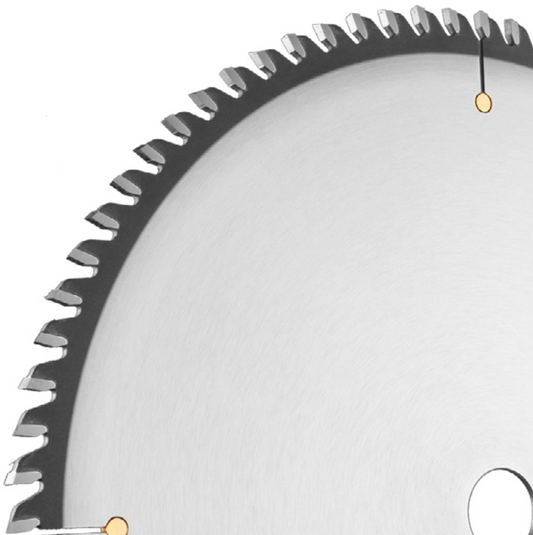 circular saw blade teeth close-up